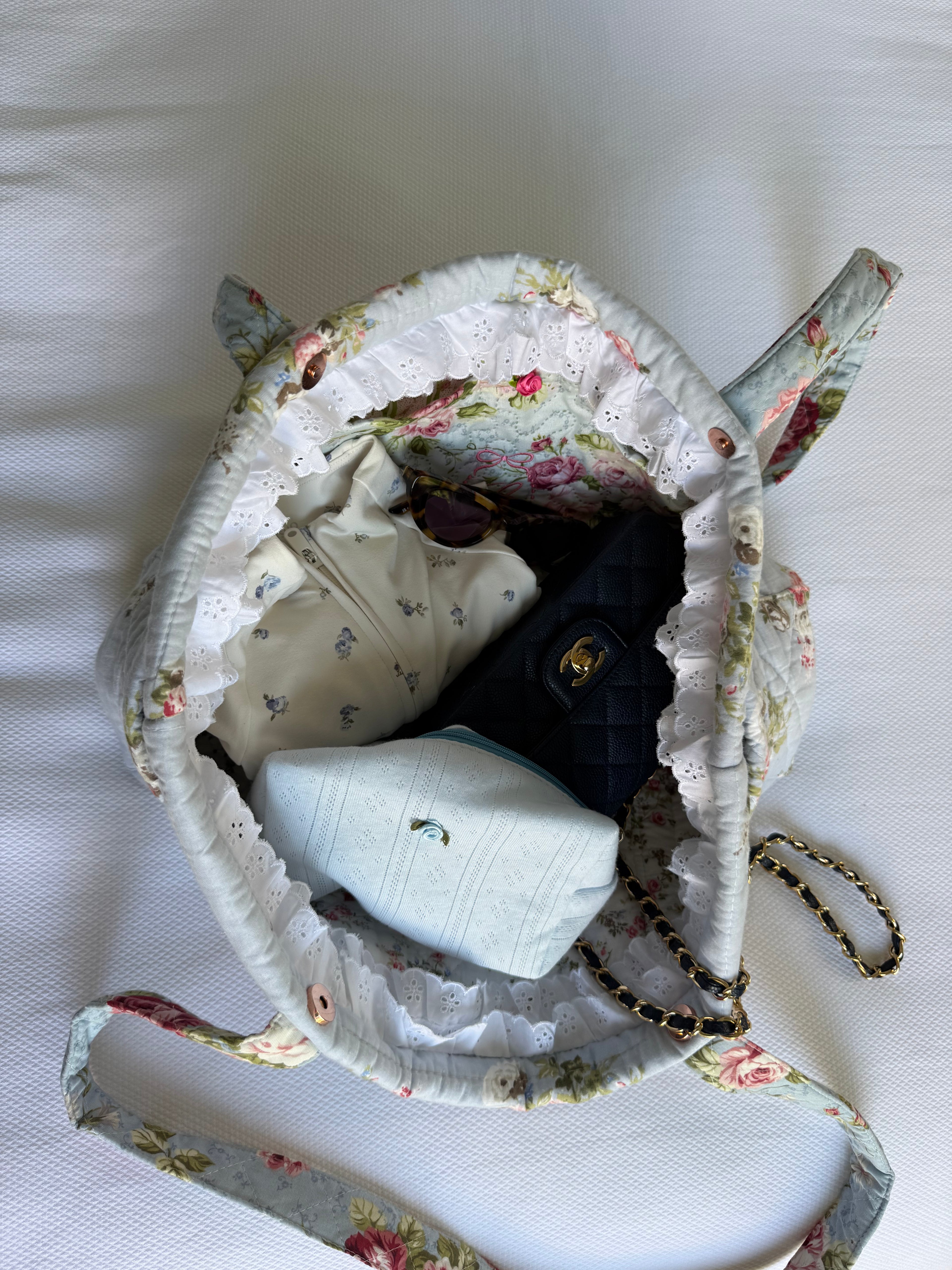 Medium Cloud City Tote