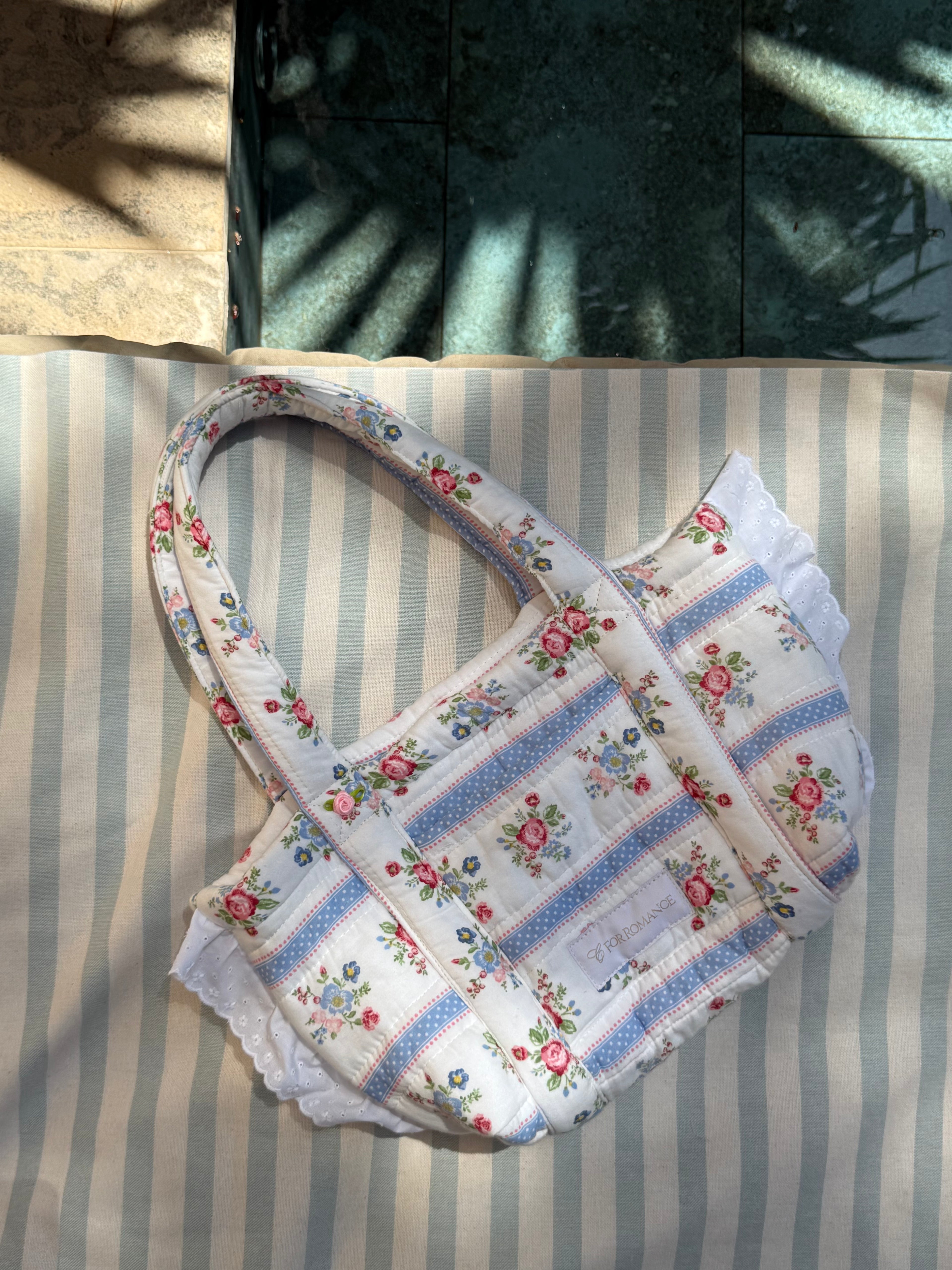 Small Cloud Basket