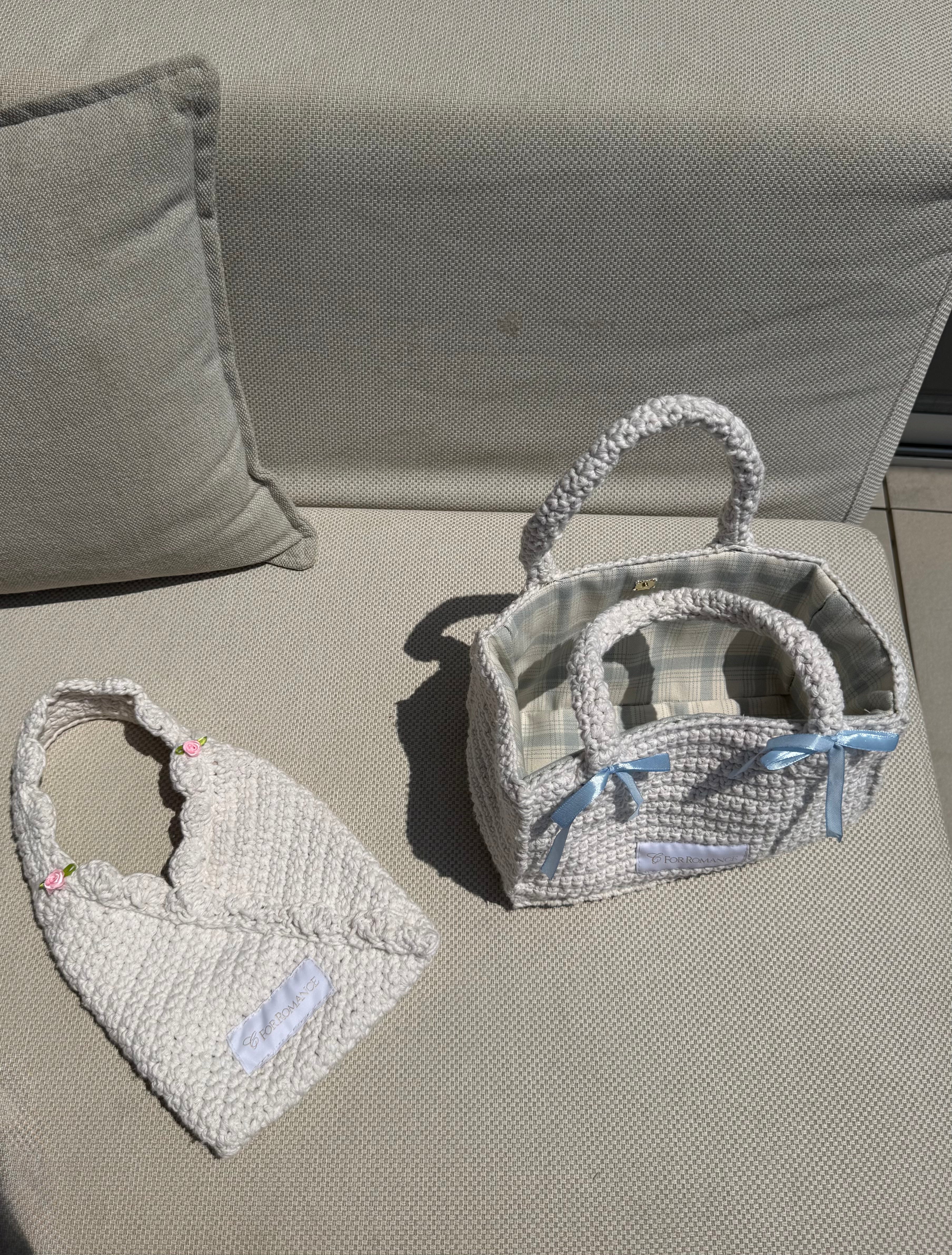 Mini Crochet Broderie Tote
