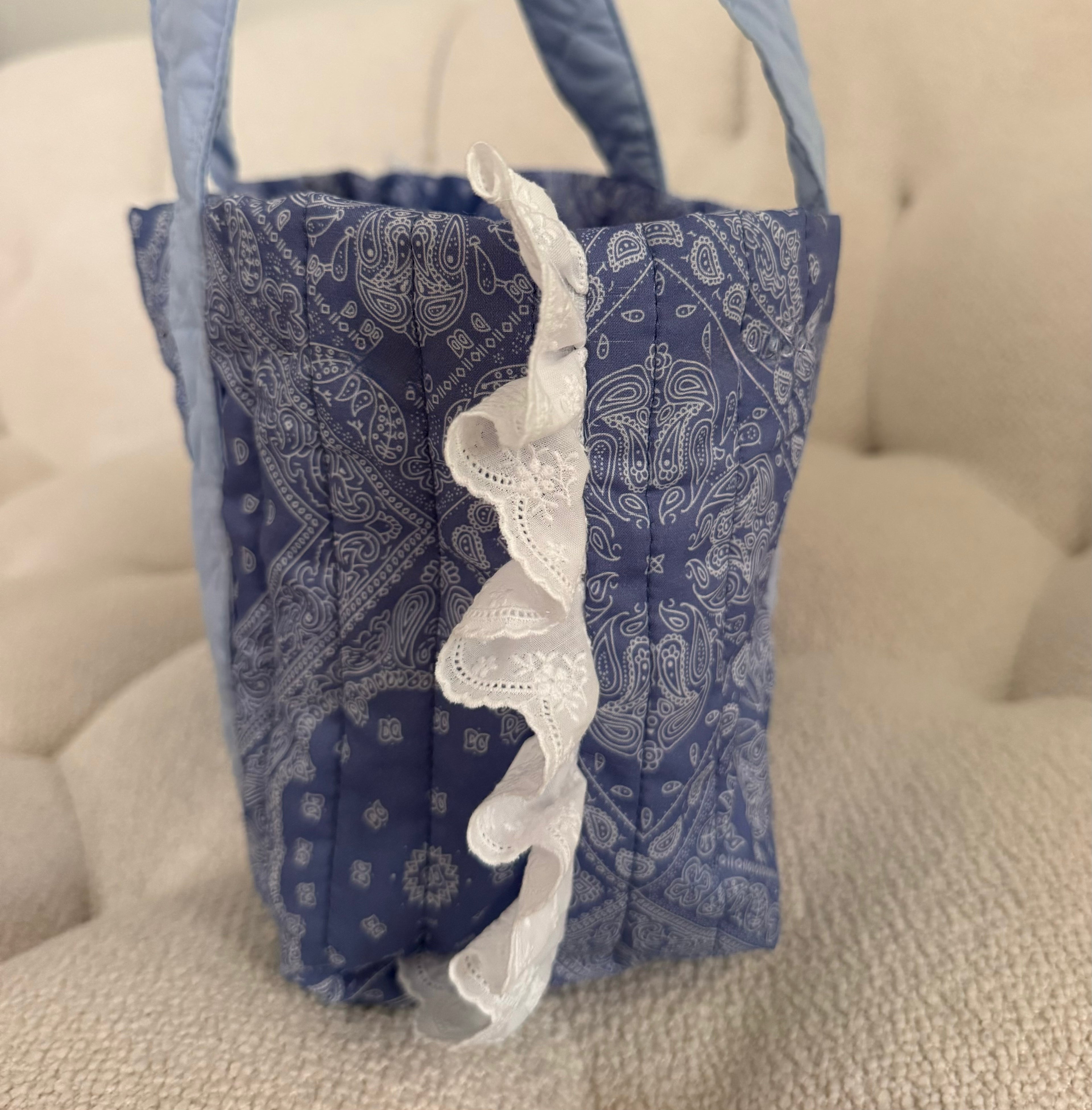 Small Lightweight Bandana Basket